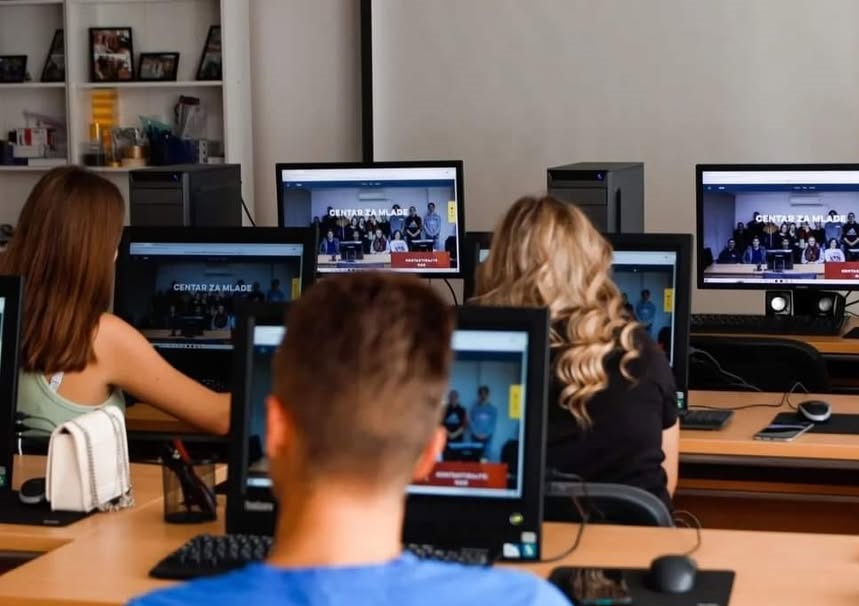 “Porodični magazin” u svijetu znanja, vještina i kreativnosti Centra za mlade Čapljina…